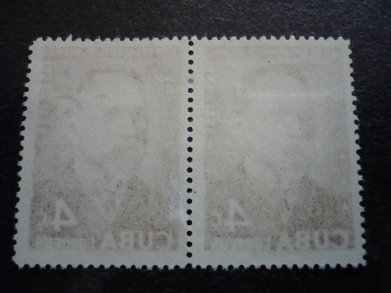 Stamps - Cuba - Scott# 549 - Mint Hinged Single Stamp in Pairs