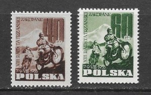 Poland 693-4 MNH Motorcycle Race cpl.  set X 25, f-vf. 2022 CV $27.50