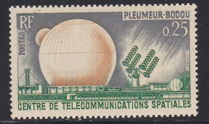 France # 1047, Space Communications, NH,