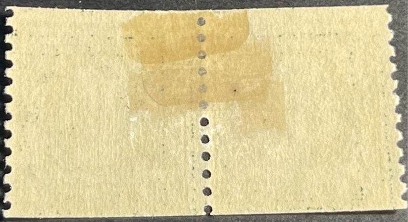 U.S.# 443-MINT/HINGED--PAIR--GREEN--1914