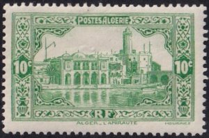 Algeria #83 Mint