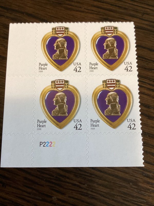 Scott #4264Purple Heart Plate Block of 4 Stamps - MNH-2008-US-Buyers Choice Of 1