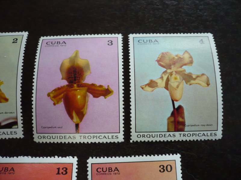 Stamps - Cuba - Scott# 1677-1683 - Mint Hinged Set of 7 Stamps