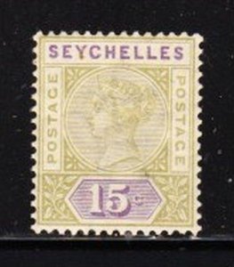 Album Tesori Seychelles Scott# 10 15c Victoria come Nuovo Incernierato