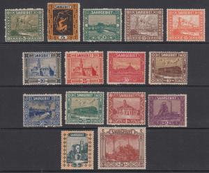 Saar Sc 99/116 MNH. 1922-1923 Pictorials, no #105, 107, 112, o/w cplt, F-VF