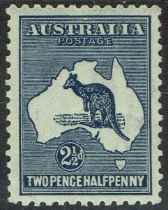 AUSTRALIA 1915 KANGAROO 21/2D 3RD WMK VARIETY BREAK IN FRAME OVER R 