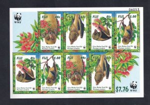 Fiji #800a MNH 1997  WWF  bats  . sheet