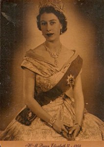 Great Britain England Queen Elizabeth II Vintage Post Card