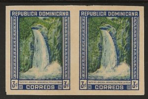 DOMINICAN REPUBLIC     SC # 422  MNH  TONE