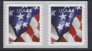 4395 Flag Coil Pair MNH