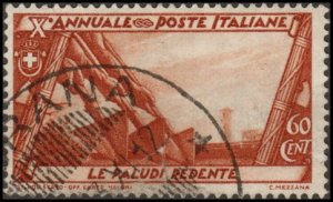 Italy 298 - Used - 60c Hands With Spades (1932) (cv $8.00)