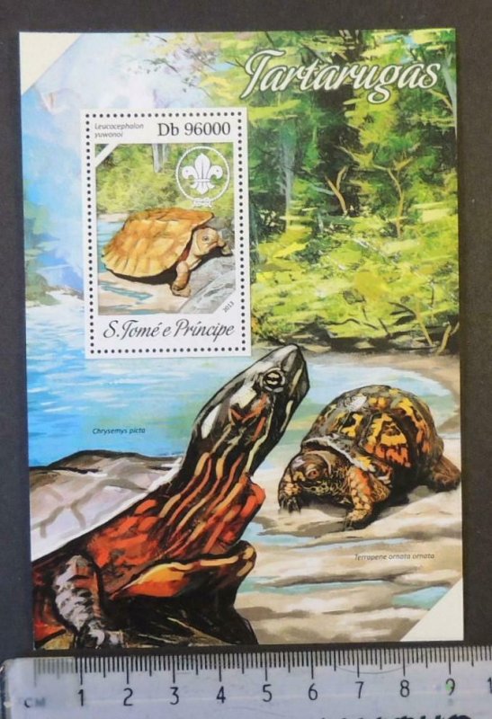 St Thomas 2013 turtles reptiles scouts s/sheet mnh