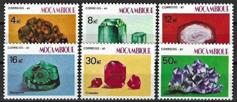 1987 Mozambique Beautiful Minerals, complete set VF/MNH! 