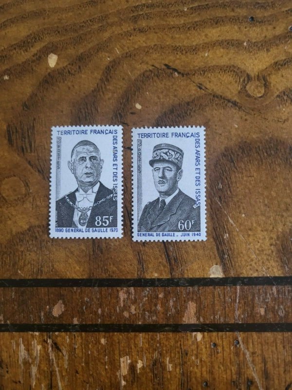 Stamps Afars & Isis Scott #356-7 nh