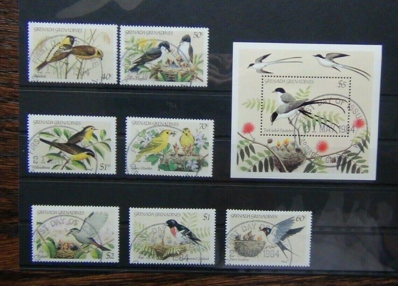 Grenada Grenadines 1984 Songbirds set & Miniature Sheet Used BIRDS