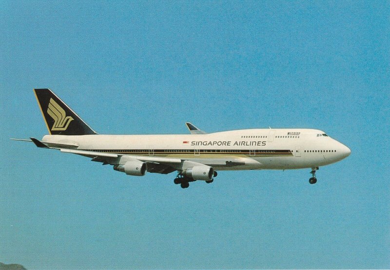 8118 Aviation Postcard   SINGAPORE 747-400  Airlines