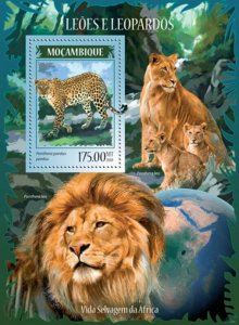 Mozambique 2014 African Lions and Leopards  Stamp S/S 13A-1518