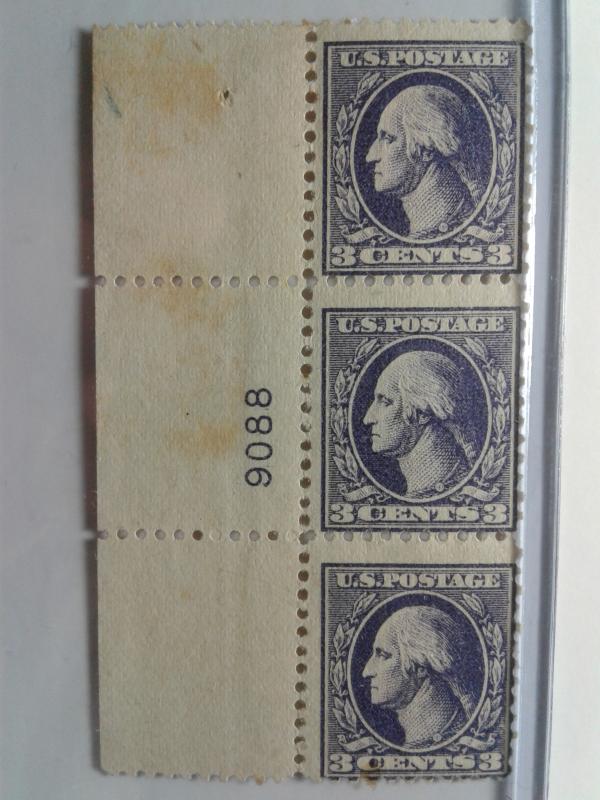 SCOTT # 530 STRIP OF THREE WITH PLATE # 9088 MINT HINGED  1918