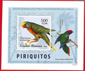 A0729b  - GUINEA-BISSAU -  ERROR   IMPERF SHEET -   BIRDS Parrots 2006