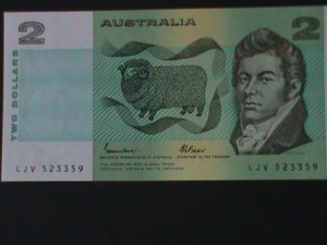 ​AUSTRALIA-1966- RESERVE BANK-$2 DOLLARS-UN-CIRCULATED-VF-58 YEARS OLD