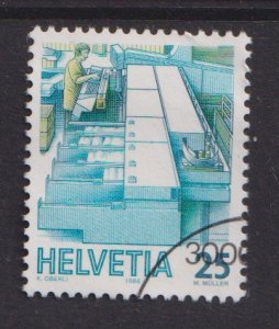 Switzerland   #782  used 1986  mail handling 25c