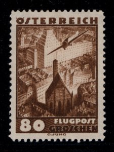 Austria 1935  #C41 MLH, crease
