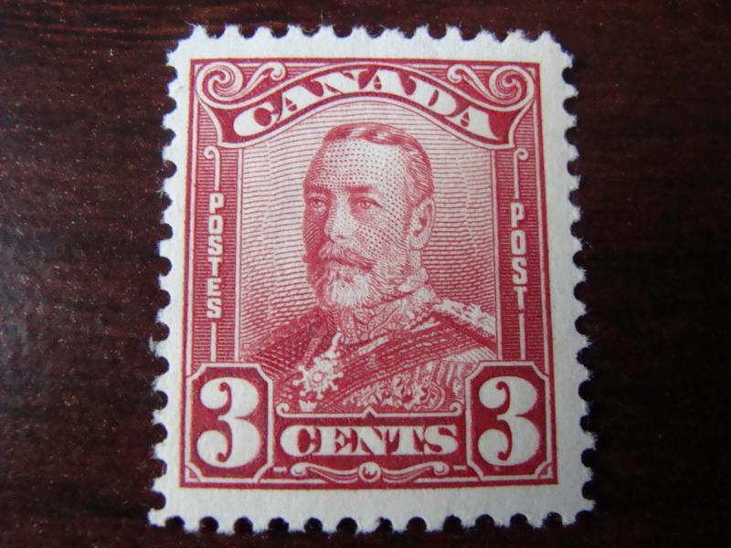 Canada #151  King George V, Scroll  Issue 3¢  MNH  NG