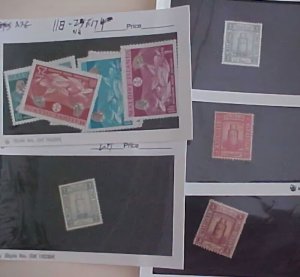 MALDIVES  10 DIFF. STAMPS #4/124 MINT LIGHT HINGED   cat.$60.00