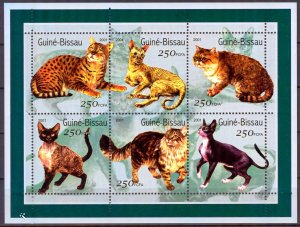 Guinea-Bissau 2001 DOMESTIC CATS Sheetlet (6) MNH