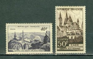 FRANCE 1951 CHURCHES  #673-674 SET MNH