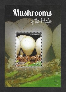 SD)2013 MICRONESIA  MUSHROOMS, PSILOCYBE WERAROA, MEMORY LEAF, MNH