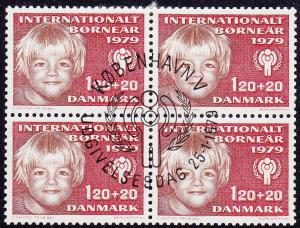 Denmark - 1979 - Scott #B58 - used block of 4 - Child