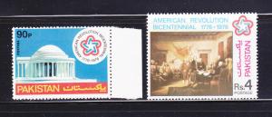 Pakistan 408-409 Set MNH American Bicentennial (B)