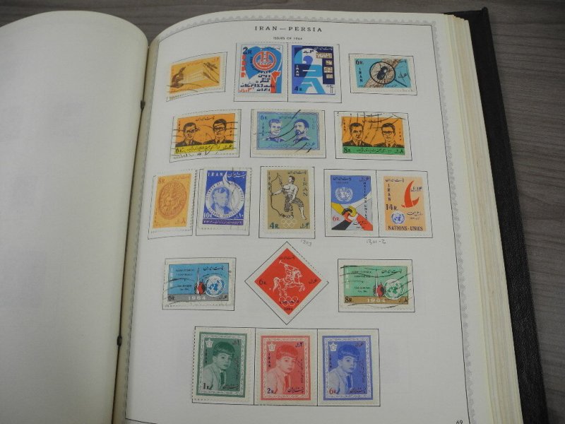 PERSIA, Fantastic Stamp Collection mounted/partially glued in a Minkus