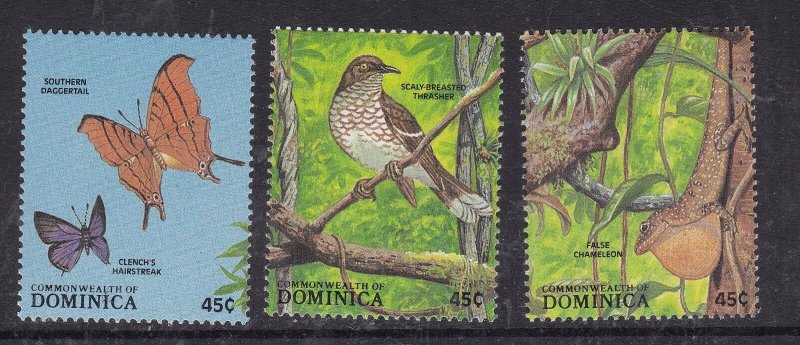 DOMINICA ^^^^^MNH  set    ( BIRDS BUTTERFLIES )  $$ @@@ lar4045dom