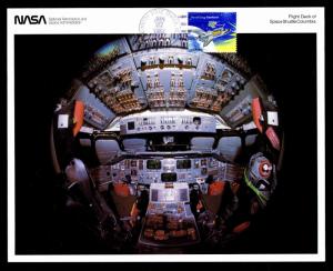 1982 FLIGHT DECK OF SPACE SHUTTLE COLUMBIA - 8 X 10 PRINT - US#1914 (ESP#8483)