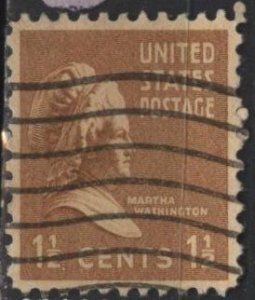 US 805 (used) 1½¢ Martha Washington, bis brn (1938)