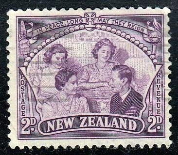 New Zealand #250 The Royal Family, 1946. used HM, Sm Crease