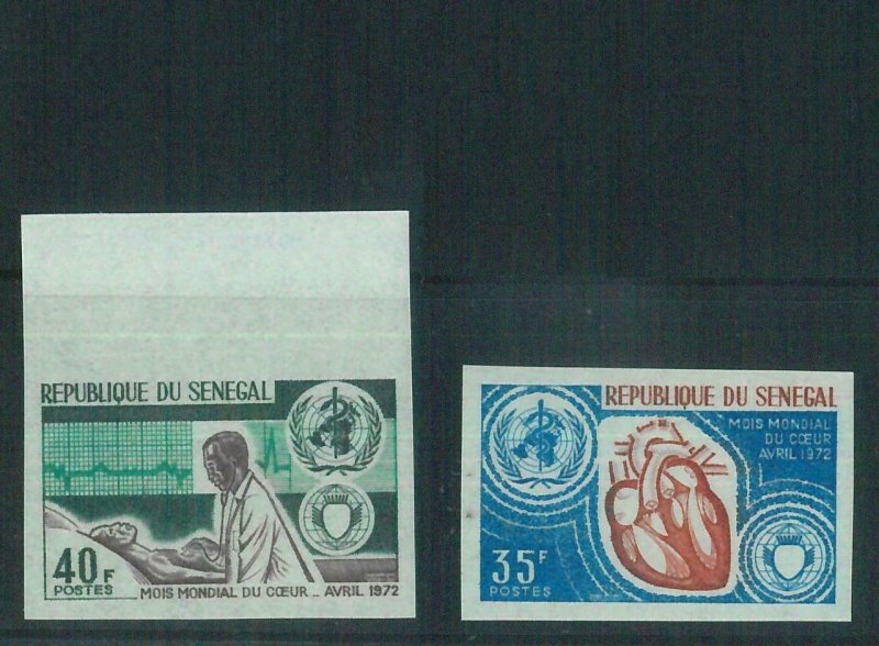 88741 - SENEGAL  - set of 2 IMPERF stamps NON DENTELLES: Medicine CARDIOLOGY