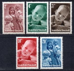 Netherlands 1947 Child Welfare Children Kid People Organizations Stamps MNH