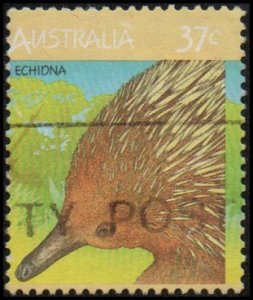 Australia 1035E - Used - 37c Echidna (1987) (cv $0.55) (2)