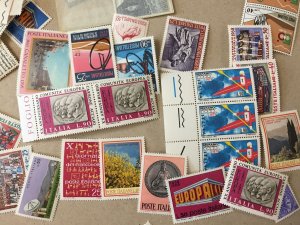 Italy & Vatican Mid/Modern Period MNH MH + Few Used (Many 100s) CP115