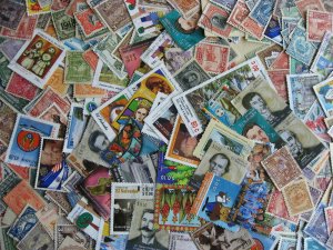 El Salvador scrap pile (duplicates, mixed cond) of 295, worth checking out!