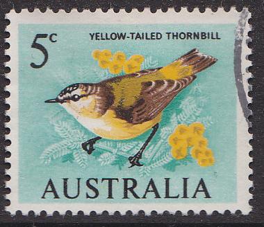 Australia 1966-73 5c Yellow-Tailed Thornbill SG 386(fu)