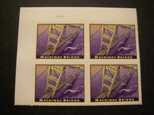 Scott 4438, $4.90 Mackinac Bridge, PB4 #V1111 UL, MNH Priority Beauty