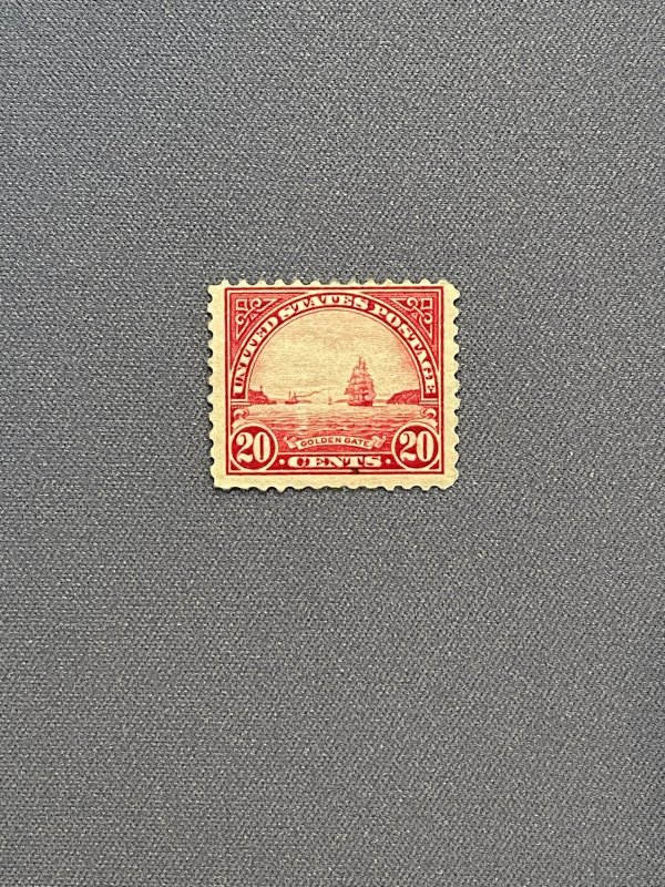 698, 20c Golden Gate, Mint PH, CV $17.50