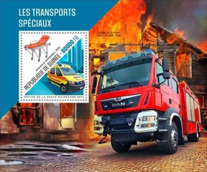 Guinea - 2022 Special Transport, Ambulance - Stamp Souvenir Sheet - GU220328b