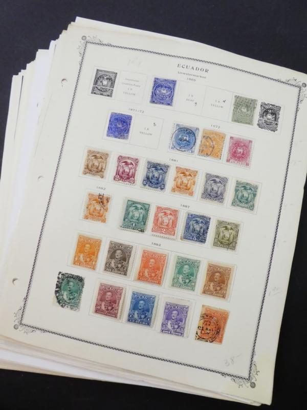 EDW1949SELL : ECUADOR Very clean Mint & Used collection on album pages Cat $1724