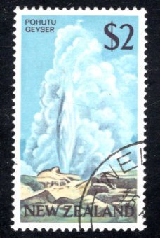 New Zealand #404 Used,  VF  CV $19.00  ...   4330328