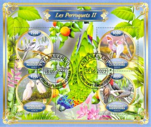 Madagascar 2022 Sheet  Parrots birds 4 values (TS0072)